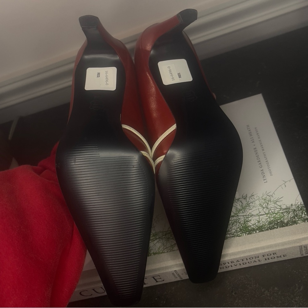 Vintage Elements by Nina Red Leather Heels – Size 7.5 – Never Worn - Picture 4 of 7